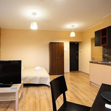 Stylish Studio In Quiet Center